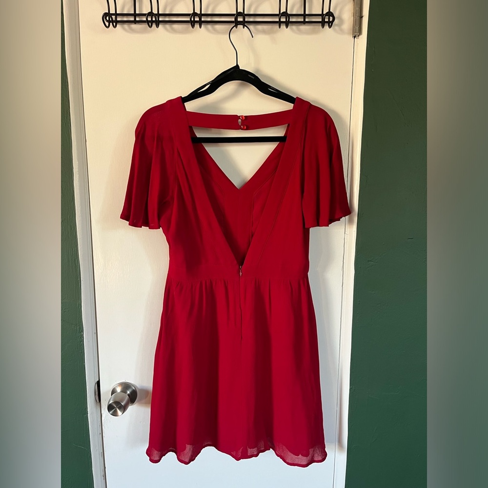 Red semi-formal dress - Picture 3 of 3